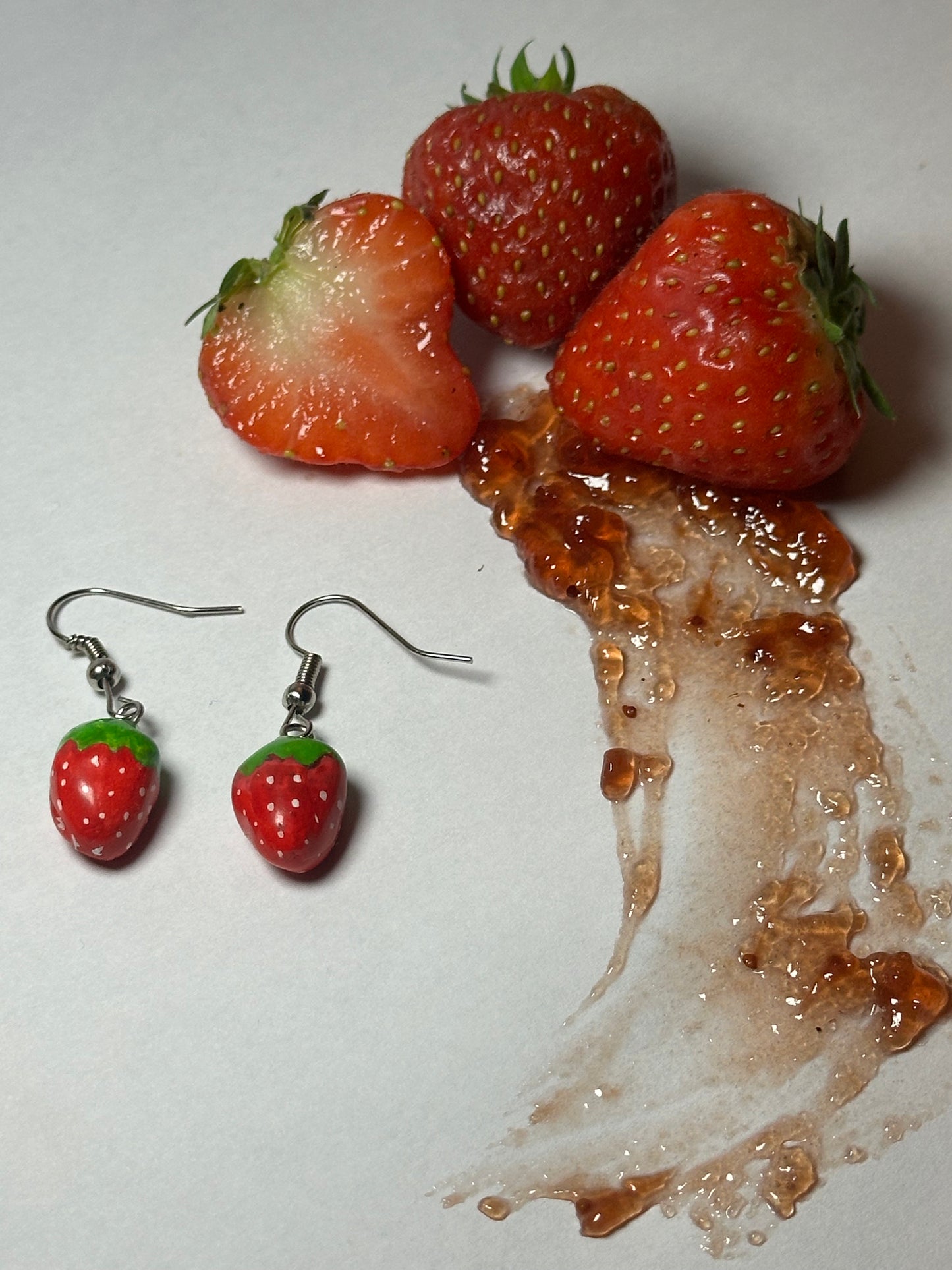 🍓 Sweet Strawberry Earrings 🍓